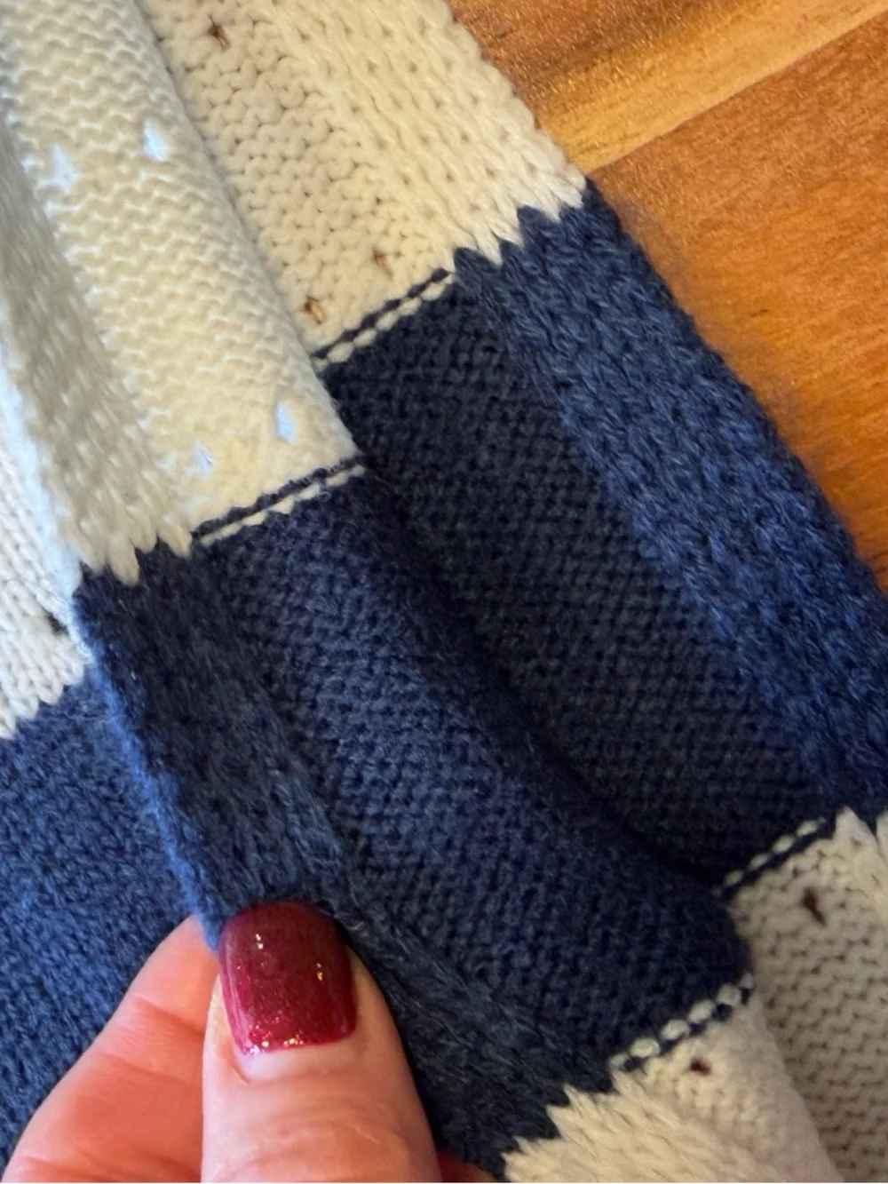 Coastal Preppy V-Neck Striped Sweater Blue/White Acrylic (VGUC) - Picture 11 of 12